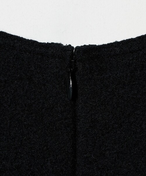 SACRA（サクラ）の「＜SACRA＞アウトシーム プルオーバー ブラウス（シャツ/ブラウス・レディース・オフホワイト/ブラック・38）」の7枚目の写真