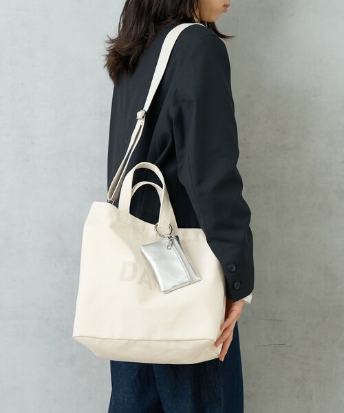 キャンバスフロッキーロゴトートバッグ（トートバッグ