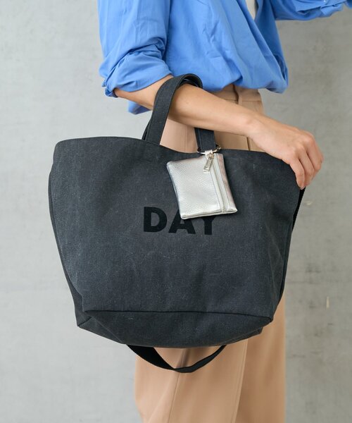 キャンバスフロッキーロゴトートバッグ（トートバッグ）｜BIRTHDAY BAR