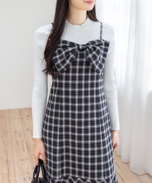 CLEAR BASIC（クリアベーシック）の「【低身長用サイズ有】チェックリボンキャミワンピース[着回し力抜群 ガーリー ロング]≪AW新作≫（ワンピース・レディース・ブラック/ブラウン・F/PF）」の4枚目の写真