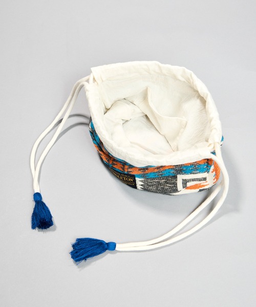 PENDLETON（ペンドルトン）の「【 PENDLETON / ペンドルトン 】ジャガードドローストリングポーチ（ショルダーバッグ・レディース・レッド/チャコール・FREE）」の12枚目の写真