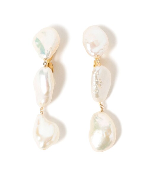 jour couture(ジュールクチュール)の「jour couture / pouty.02 イヤリング(イヤリング・レディース・ホワイト・ONE SIZE)」の2枚目の写真