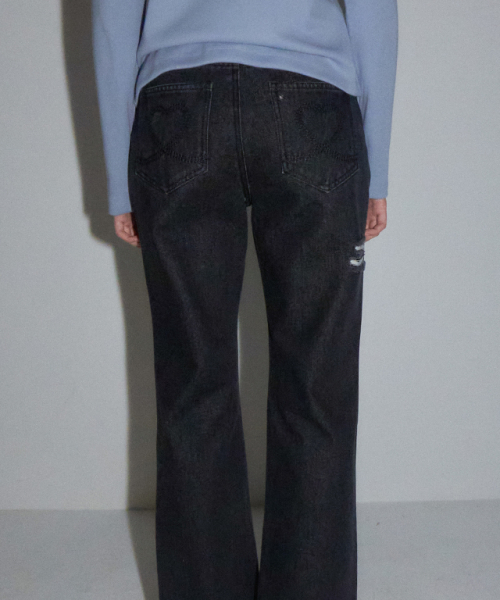 RONRON（ロンロン）の「ダメージ ブーツカット デニム パンツ ブラック（デニムパンツ・レディース・その他・SMALL/MEDIUM）」の5枚目の写真
