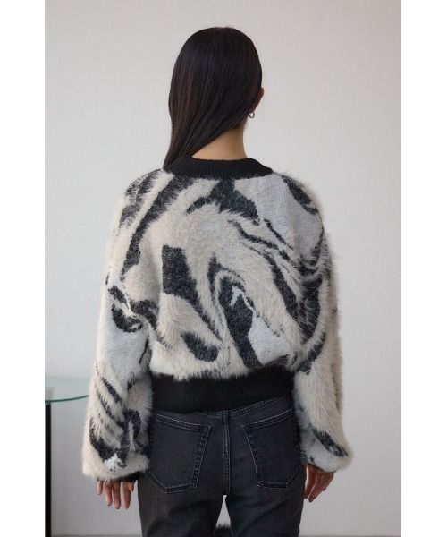 AZUL by moussy(アズールバイマウジー)の「アソートパターンクルーネックニット(ニット/セーター・レディース・ブラウン系その他/ホワイト系その他・FREE)」の9枚目の写真