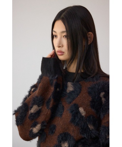 AZUL by moussy(アズールバイマウジー)の「アソートパターンクルーネックニット(ニット/セーター・レディース・ブラウン系その他/ホワイト系その他・FREE)」の15枚目の写真