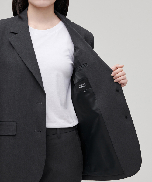 MUSINSA STANDARD WOMAN（ムシンサスタンダードウーマン）の「レディース特大ブレザー【グレー】（テーラードジャケット・レディース・その他・SMALL/MEDIUM/LARGE/X-LARGE/X-SMALL）」の10枚目の写真