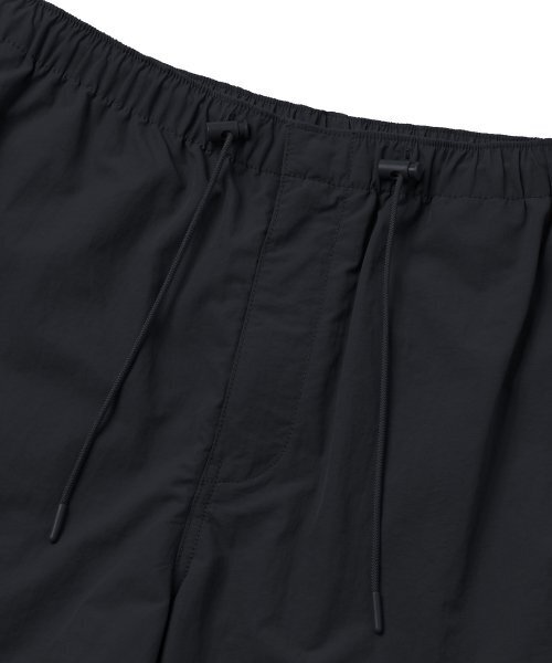 MUSINSA STANDARD（ムシンサスタンダード）の「ナイロンパラシュートパンツ[ブラック]（その他パンツ・メンズ・その他・40/38/42/36/34/32/30/26/28）」の8枚目の写真
