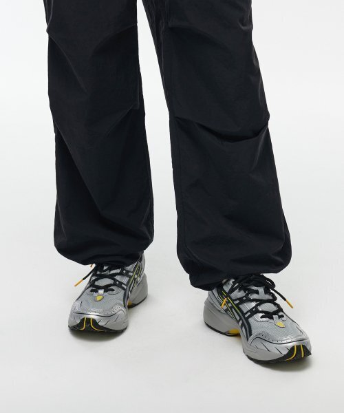 MUSINSA STANDARD（ムシンサスタンダード）の「ナイロンパラシュートパンツ[ブラック]（その他パンツ・メンズ・その他・40/38/42/36/34/32/30/26/28）」の11枚目の写真