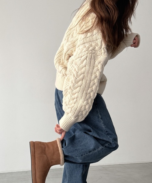 CANAL JEAN（キャナルジーン）の「El mar　ケーブルクルーニット（ニット/セーター・レディース・アイボリー/ブラック/レッド・ONE SIZE）」の8枚目の写真