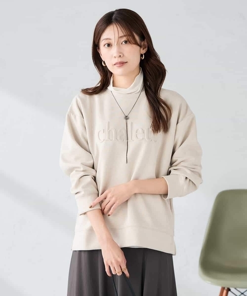a.v.v(アーヴェヴェ)の「エンボスロゴスウェードトップス(Tシャツ/カットソー・レディース・モカ/グレー系その他/ライトピンク・36/38/40)」の19枚目の写真