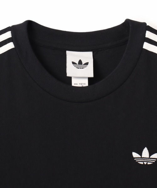 adidas(アディダス)の「adidas ADICOLOR 3-STRIPES OVERSIZED TEE / アディダス アディカラー 3 ストライプ オーバーサイズ ティー(Tシャツ/カットソー・メンズ・ブラック・XXL/XL/L/M/S)」の3枚目の写真
