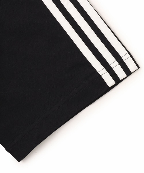 adidas(アディダス)の「adidas ADICOLOR 3-STRIPES OVERSIZED TEE / アディダス アディカラー 3 ストライプ オーバーサイズ ティー(Tシャツ/カットソー・メンズ・ブラック・XXL/XL/L/M/S)」の5枚目の写真