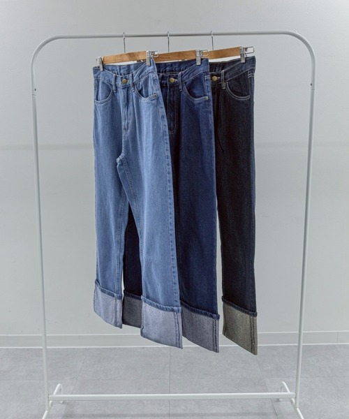 mellomela.(メロメラ)の「スリムストレートロールアップデニムパンツ(デニムパンツ・レディース・ダークネイビー/ネイビー/ブルー・S/M/L/LL)」の4枚目の写真