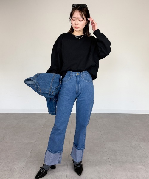 mellomela.(メロメラ)の「スリムストレートロールアップデニムパンツ(デニムパンツ・レディース・ダークネイビー/ネイビー/ブルー・S/M/L/LL)」の7枚目の写真