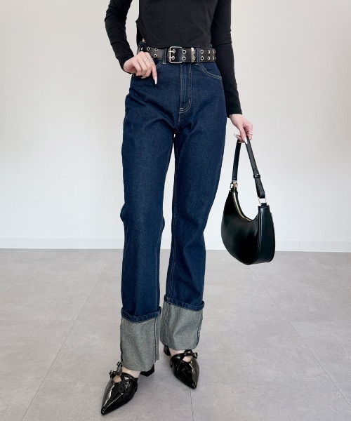 mellomela.(メロメラ)の「スリムストレートロールアップデニムパンツ(デニムパンツ・レディース・ダークネイビー/ネイビー/ブルー・S/M/L/LL)」の12枚目の写真