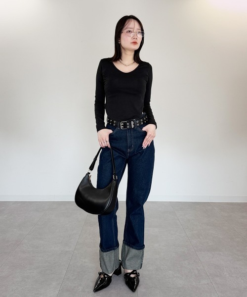 mellomela.(メロメラ)の「スリムストレートロールアップデニムパンツ(デニムパンツ・レディース・ダークネイビー/ネイビー/ブルー・S/M/L/LL)」の10枚目の写真