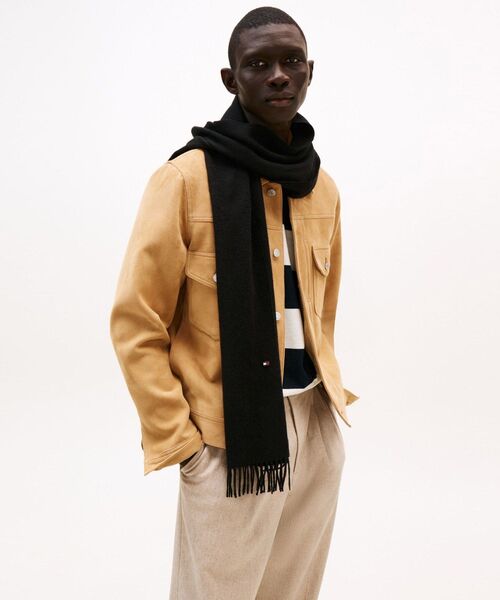 TOMMY HILFIGER(トミーヒルフィガー)の「フラッグカシミヤマフラー(マフラー・メンズ・ブラック/グレー・FREE)」の8枚目の写真