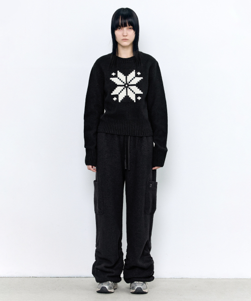INSILENCE WOMEN(インサイレンスウーマン)の「ウィンター ブークルパンツ BLACK(その他パンツ・レディース・その他・X-SMALL/SMALL/MEDIUM)」の1枚目の写真