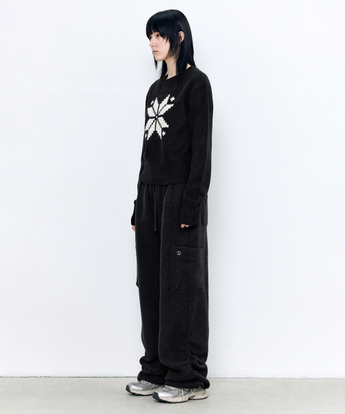 INSILENCE WOMEN(インサイレンスウーマン)の「ウィンター ブークルパンツ BLACK(その他パンツ・レディース・その他・X-SMALL/SMALL/MEDIUM)」の2枚目の写真