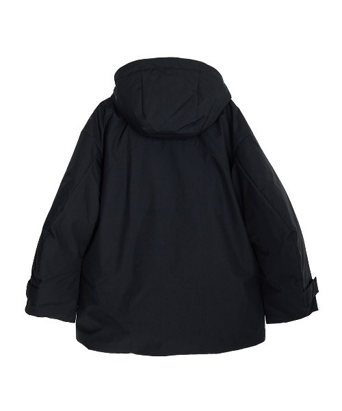 NANGA x AMERI ダウンジャケット ショート丈 老舗国産ダウンメーカー「NANGA(ナンガ)」の極上ダウンとレディース