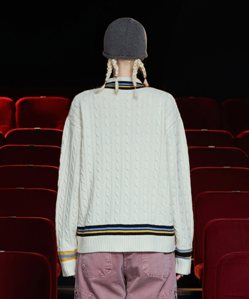 UNALLOYED(アナロイド)の「ケーブルVネッククリケットニット / アイボリー(ニット/セーター・レディース・その他・MEDIUM/LARGE)」の3枚目の写真