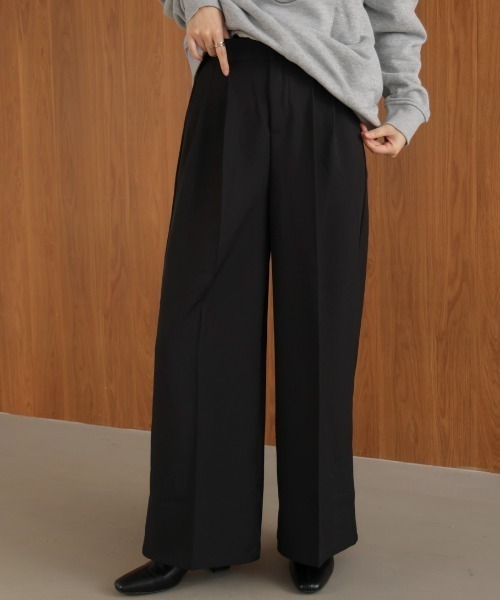 Bou Jeloud(ブージュルード)の「2タックストレートパンツ(その他パンツ・レディース・チャコールグレー/アイボリー/ブラック・38)」の2枚目の写真