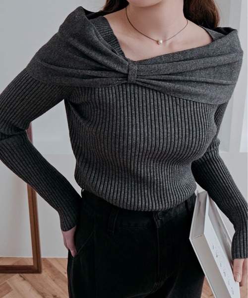 kirakiraShop(キラキラショップ)の「リボン リブ ニット トップス(ニット/セーター・レディース・チャコール/ブラウン/レッド/オフホワイト/ブラック・FREE)」の4枚目の写真