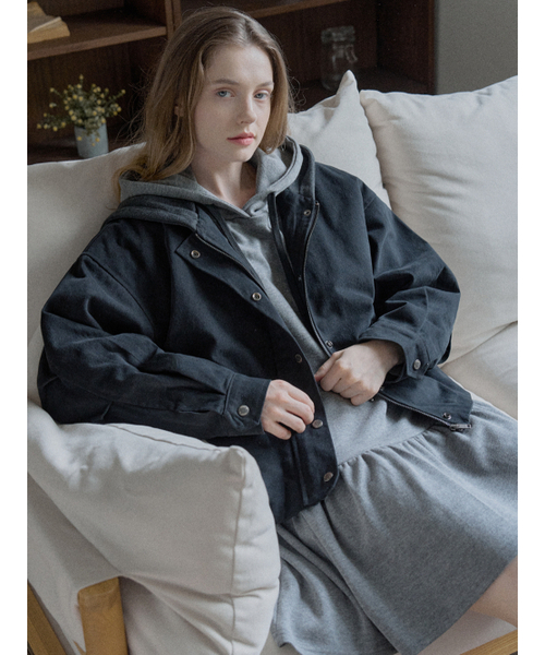 AVANT-G(アバン)の「Quilted Liner Hooded Jumper - BLACK(その他アウター・レディース・ブラック/ベージュ・FREE)」の6枚目の写真