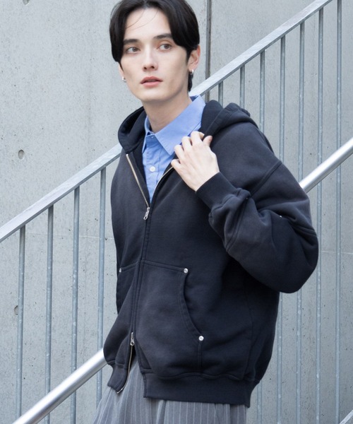 RAGEBLUE（レイジブルー）の「Vintage Short Zip Parker/ヴィンテージ加工ショートジップパーカー（パーカー・メンズ・ライトブルー/アッシュグレー/ダークグレー/ピンク系その他・MEDIUM/LARGE）」の3枚目の写真