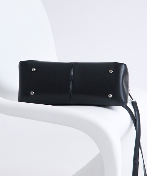 Ellno Loset（エルノロゼット）の「アークフラップショルダーバッグ（ショルダーバッグ・メンズ・ブラック・FREE）」の19枚目の写真