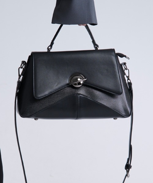 Ellno Loset（エルノロゼット）の「アークフラップショルダーバッグ（ショルダーバッグ・メンズ・ブラック・FREE）」の21枚目の写真