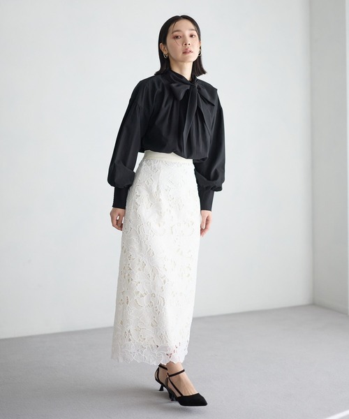 Andemiu(アンデミュウ)の「【セレモニー】ボウタイブラウス636694(シャツ/ブラウス・レディース・ブラック/オフホワイト/ブルー・FREE)」の15枚目の写真