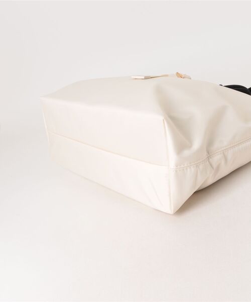 Elura（エルーラ）の「ハンドルロープトート/632907（トートバッグ・レディース・オフホワイト/ブラック/グレー・FREE）」の5枚目の写真