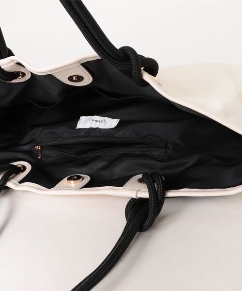Elura（エルーラ）の「ハンドルロープトート/632907（トートバッグ・レディース・オフホワイト/ブラック/グレー・FREE）」の6枚目の写真
