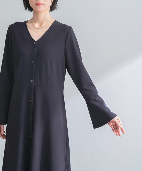 URBAN RESEARCH ROSSO WOMEN(アーバンリサーチ ロッソ)の「ストレッチジョーゼットワンピース(ワンピース・レディース・グレー系その他/ネイビー・FREE)」の19枚目の写真