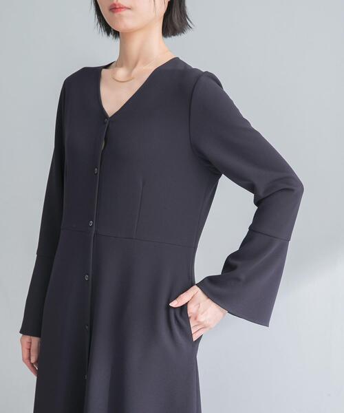 URBAN RESEARCH ROSSO WOMEN(アーバンリサーチ ロッソ)の「ストレッチジョーゼットワンピース(ワンピース・レディース・グレー系その他/ネイビー・FREE)」の20枚目の写真