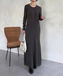 Thevon | ヘンリーネックリブニットワンピース(ワンピース)