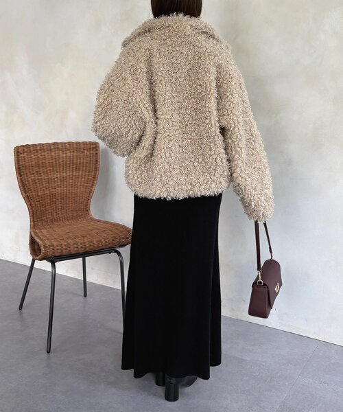 Thevon（ゼボン）の「ヘンリーネックリブニットワンピース（ワンピース・レディース・チャコールグレー/ブラック/ベージュ・FREE）」の6枚目の写真