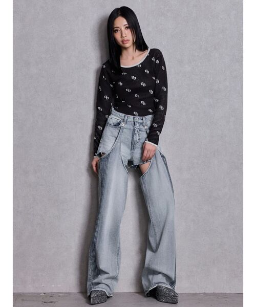 GYDA（ジェイダ）の「ハイウエストSymmetry GYDA 2WAYラインプリーツデニムパンツ（デニムパンツ・レディース・ライトブルー/ブルー・MEDIUM/SMALL/X-SMALL）」の7枚目の写真