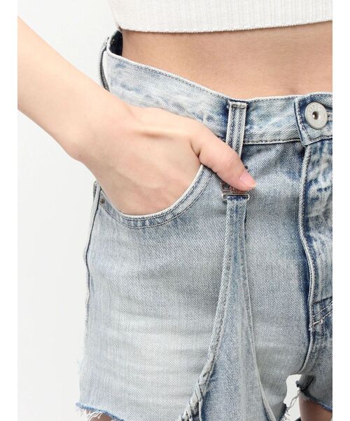 GYDA（ジェイダ）の「ハイウエストSymmetry GYDA 2WAYラインプリーツデニムパンツ（デニムパンツ・レディース・ライトブルー/ブルー・MEDIUM/SMALL/X-SMALL）」の12枚目の写真