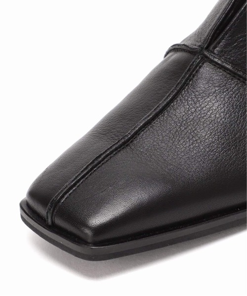 GRISE(グリーズ)の「《追加》GRISEレザースクエアクロスシームアンクルフラット(その他シューズ・レディース・ブラック系その他・25cm/24.5cm/24cm/23.5cm/23cm/22.5cm/22cm)」の20枚目の写真