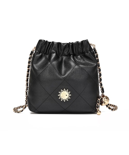 EVRIS(エヴリス)の「【EVRIS/エヴリス】SUNNY キルティング&長さ調整チェーンショルダー付 巾着バッグ(ショルダーバッグ・レディース・ブルー/ピンク/アイボリー/ブラック・FREE)」の19枚目の写真