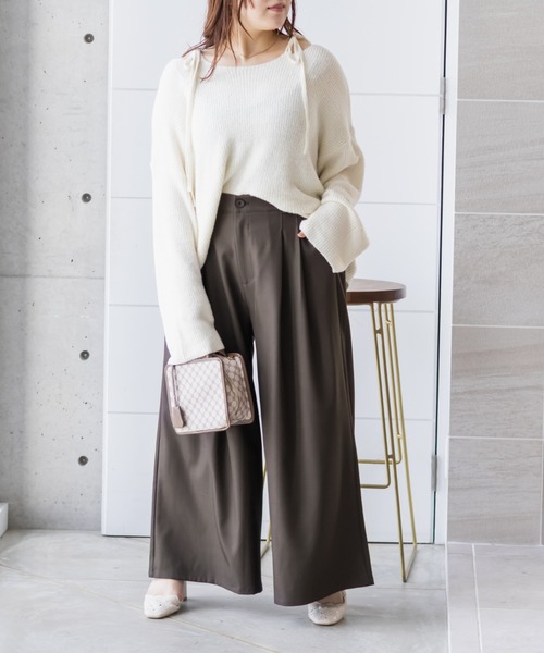 CLETTE(クレット)の「CLETTEオリジナルタックデザインワイドパンツ(その他パンツ・レディース・ブラウン/ブラック/ライトベージュ/グレー・LL/4L/3L)」の14枚目の写真