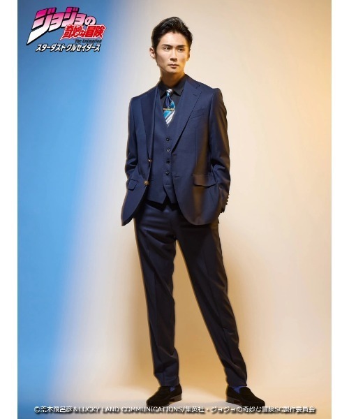 Perfect Suit FActory(パーフェクトスーツファクトリー)の「アニメ『ジョジョの奇妙な冒険 スターダストクルセイダース』セットアップパンツ【空条承太郎】(スラックス・メンズ・ネイビー・SS/3L/LL/L/M/S)」の2枚目の写真