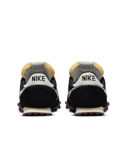 NIKE(ナイキ)の「ナイキ ワッフル レーサー メンズシューズ / Nike Waffle Racer Men's Shoes IM8658-001 Black(スニーカー・メンズ・ブラック・28/26/25.5/25/24.5/24/29/28.5/27.5/27/26.5/29.5/30)」の11枚目の写真