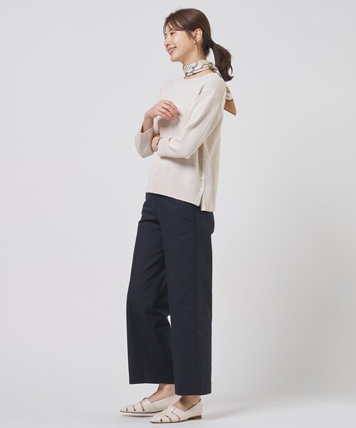 J.PRESS(ジェイプレス)の「TCリネン ドライツイル ストレート パンツ(その他パンツ・レディース・ネイビー系/ライトグレー系・T17/T15/T13)」の11枚目の写真