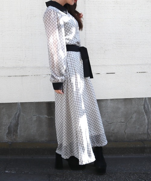 CECIL McBEE（セシルマクビー）の「バイアス柄クレリックシャツワンピース（ワンピース・レディース・ミント/モカ/ベージュ・MEDIUM）」の5枚目の写真