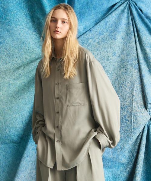 MAISON SPECIAL(メゾンスペシャル)の「《UNISEX》Calze Cupra Prime-Over Long-sleeve Shirt/カルゼキュプラプライムオーバーロングスリーブシャツ【MAISON SPECIAL/メゾンスペシャル】(シャツ/ブラウス・メンズ・ブラック/ライトグリーン/ダークブルー/オレンジ・0/1/2)」の2枚目の写真