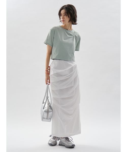 emmi（エミ）の「サイドタックナロースカート/撥水【セットアップ対応】（スカート・レディース・ブラック/チェック/ホワイト・1/0）」の2枚目の写真