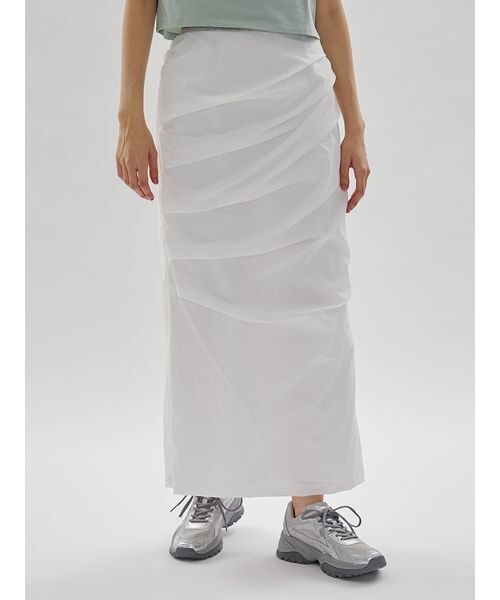 emmi（エミ）の「サイドタックナロースカート/撥水【セットアップ対応】（スカート・レディース・ブラック/チェック/ホワイト・1/0）」の9枚目の写真